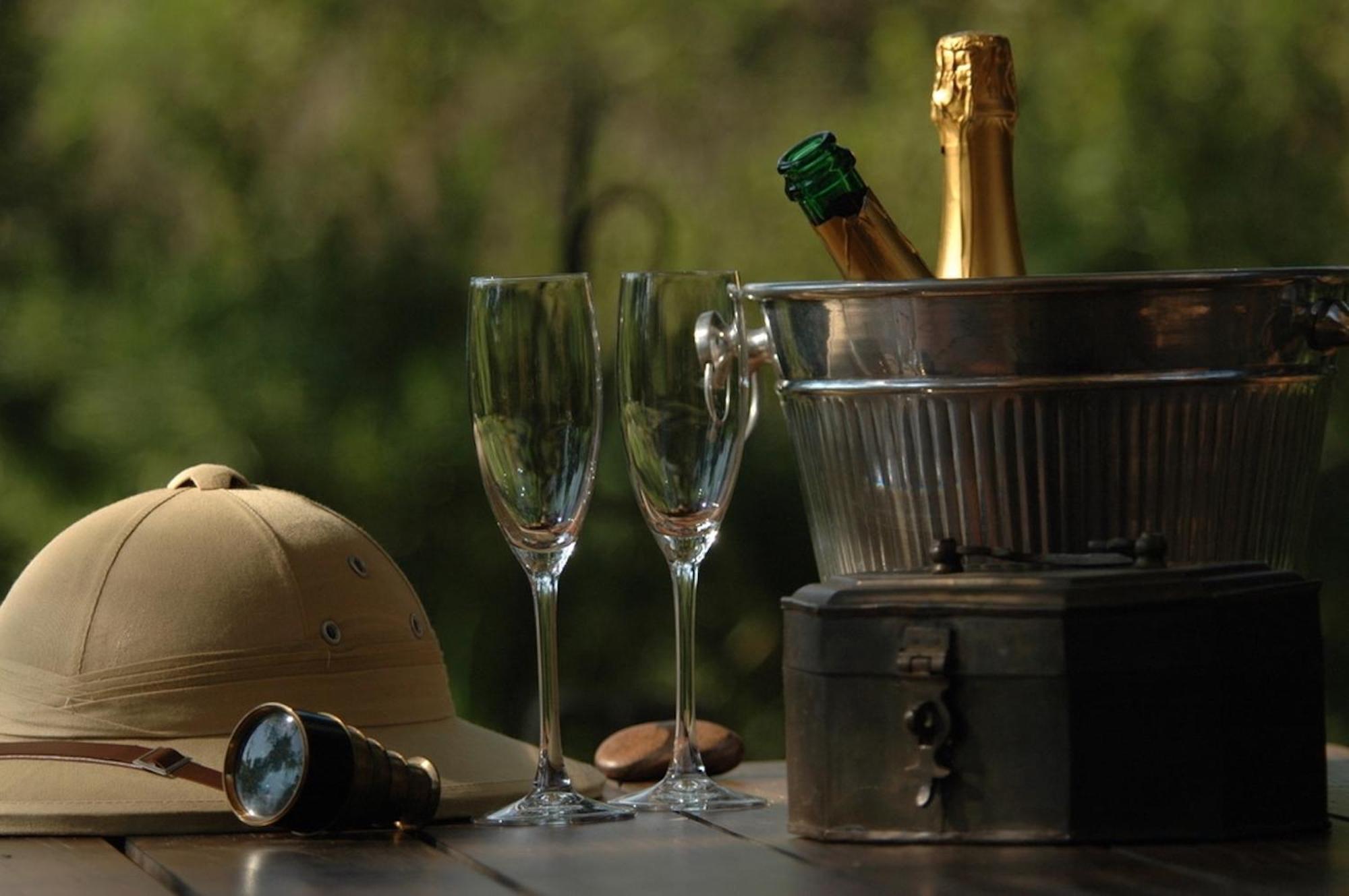 Out In Africa Wildlife Lodge ฮามมันสคราล ภายนอก รูปภาพ