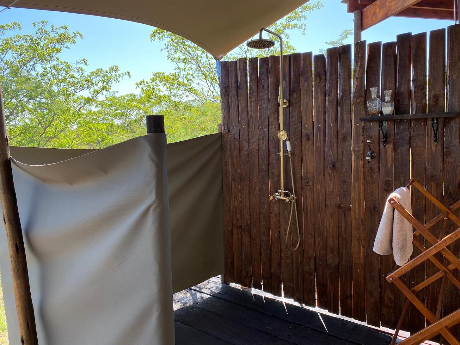 Out In Africa Wildlife Lodge ฮามมันสคราล ภายนอก รูปภาพ
